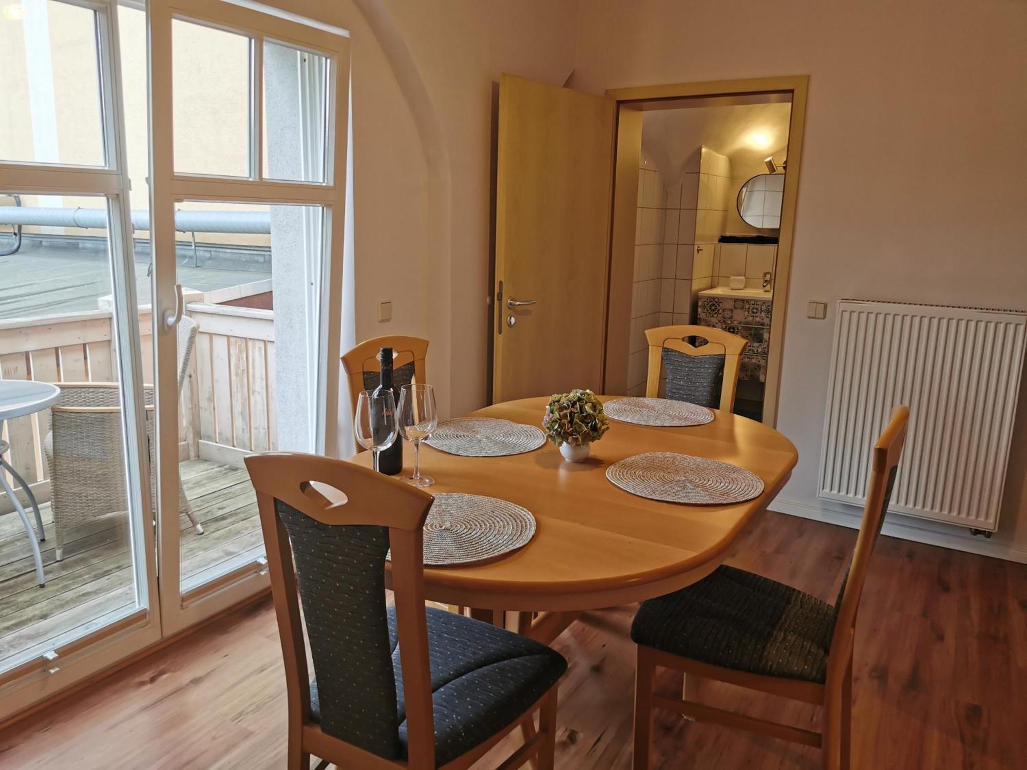 Ferienwohnung Schlossblick Mit Parkplatz Pirna Exterior foto